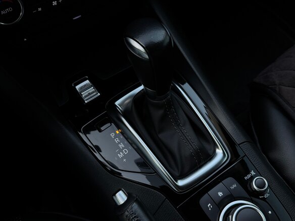 2018 Mazda 3 III (BM) Рестайлинг, чёрный - вид 9