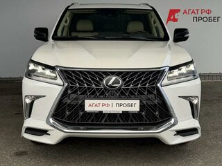 2018 Lexus LX 570 III Рестайлинг 2, белый, 8490000 рублей, вид 2