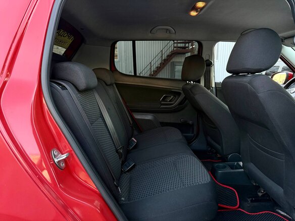 2011 Skoda Fabia II Рестайлинг, красный, 600000 рублей - вид 9