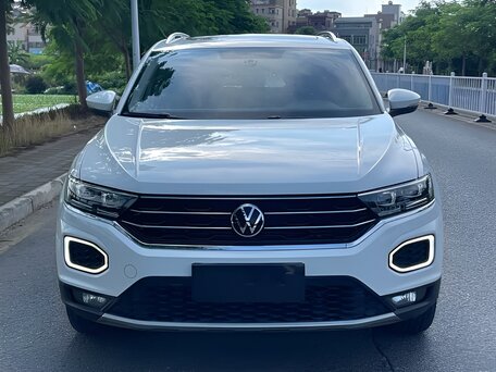2022 Volkswagen T-Roc I (China Market), белый, 1800000 рублей, вид 2