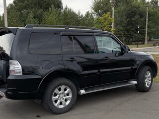 2013 Mitsubishi Pajero IV Рестайлинг 1, чёрный, 2150000 рублей, вид 4