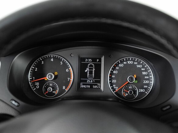 2013 Volkswagen Jetta VI, чёрный, 748000 рублей - вид 9