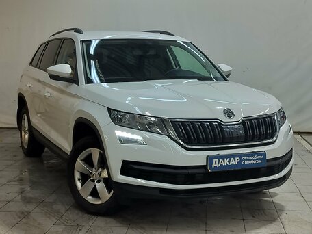 2019 Skoda Kodiaq I, белый, 1760000 рублей, вид 3
