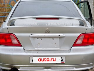 2001 Mitsubishi Galant VIII Рестайлинг, серебристый, 130000 рублей, вид 4