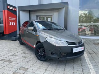 Chery Very (A13)