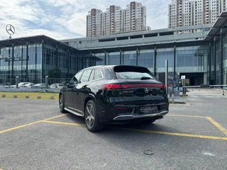 2025 Mercedes-Benz EQS SUV 500, чёрный, 8300029 рублей, вид 4