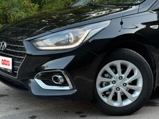 2019 Hyundai Solaris II, чёрный, 1479000 рублей, вид 4