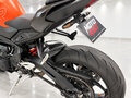 2024 Triumph Street Triple, оранжевый, 1229609 рублей - вид 11