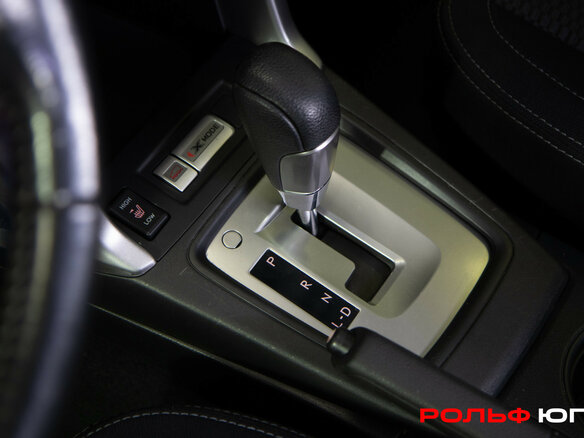 2014 Subaru Forester IV, белый, 1458000 рублей - вид 15