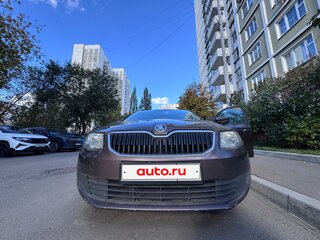 2013 Skoda Octavia III (A7), коричневый, 800000 рублей, вид 3