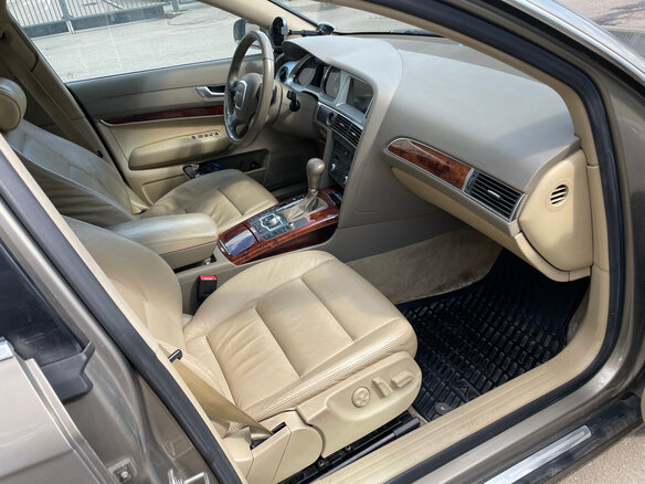 2006 Audi A6 III (C6), бежевый - вид 2