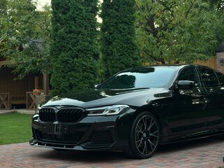 2023 BMW 5 серии 530e VII (G30/G31/G38) Рестайлинг, чёрный, 5500000 рублей, вид 3