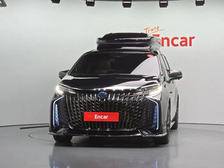 2024 Toyota Sienna IV, чёрный, 7533000 рублей, вид 3