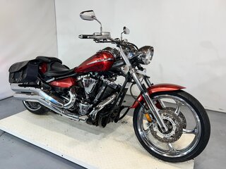 2008 Yamaha XV 1900, пурпурный, 499000 рублей, вид 3