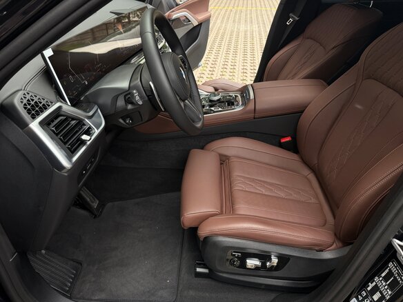 2025 BMW X6 30d III (G06) Рестайлинг, синий, 13550000 рублей - вид 12