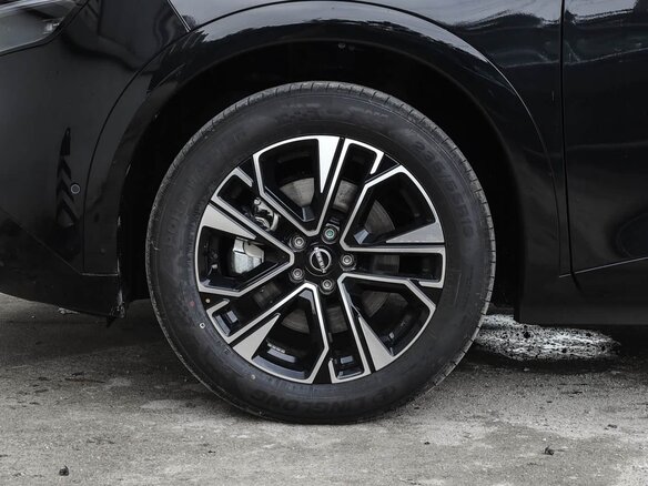 2026 Nissan NX8 73 kWh, чёрный - вид 6