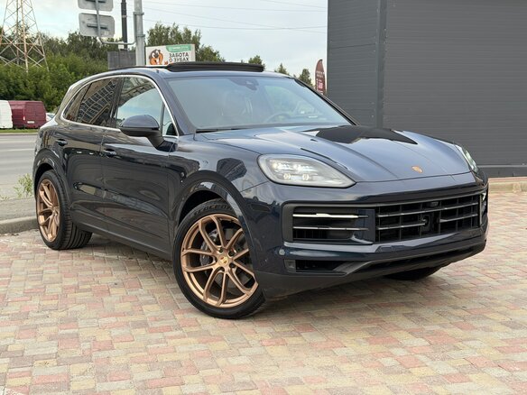 2023 Porsche Cayenne III Рестайлинг, синий, 7140000 рублей - вид 13