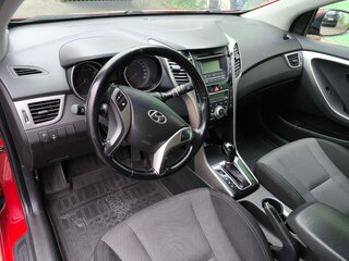 2013 Hyundai i30 II, красный, 1080000 рублей, вид 4