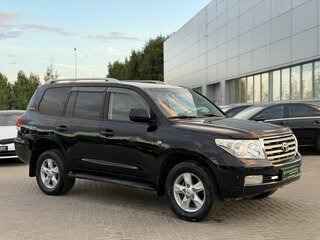 2011 Toyota Land Cruiser 200 Series, чёрный, 2850000 рублей, вид 2