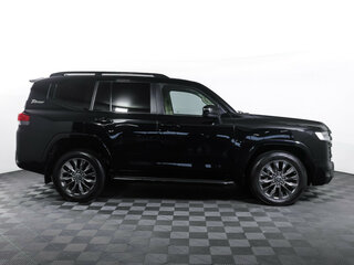 2021 Toyota Land Cruiser 300 Series, чёрный, 9405000 рублей, вид 4