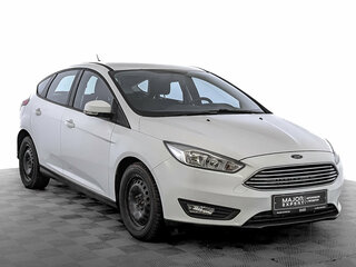 2019 Ford Focus III Рестайлинг, белый, 1010000 рублей, вид 4