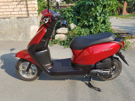 2018 Honda Tact, красный, 95000 рублей, вид 4