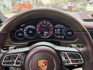 2017 Porsche Panamera Turbo II, красный, 7487000 рублей, вид 5
