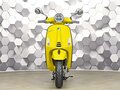 2023 Vespa Primavera, жёлтый - вид 4