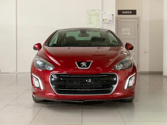 2014 Peugeot 308 I Рестайлинг, красный, 1000000 рублей - вид 1