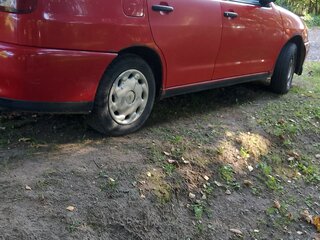 1998 SEAT Cordoba I, красный, 90000 рублей, вид 3