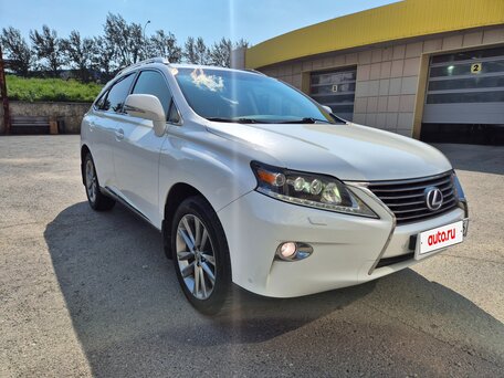 2013 Lexus RX 450h III Рестайлинг, белый, 2660000 рублей, вид 4