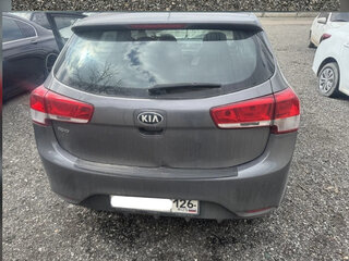 2016 Kia Rio III Рестайлинг, серый, 885000 рублей, вид 5