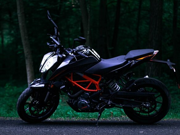 2022 KTM 390 Duke, чёрный, 450000 рублей