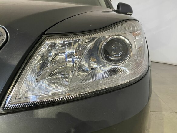 2012 Skoda Octavia II (A5) Рестайлинг, серый, 885000 рублей - вид 12