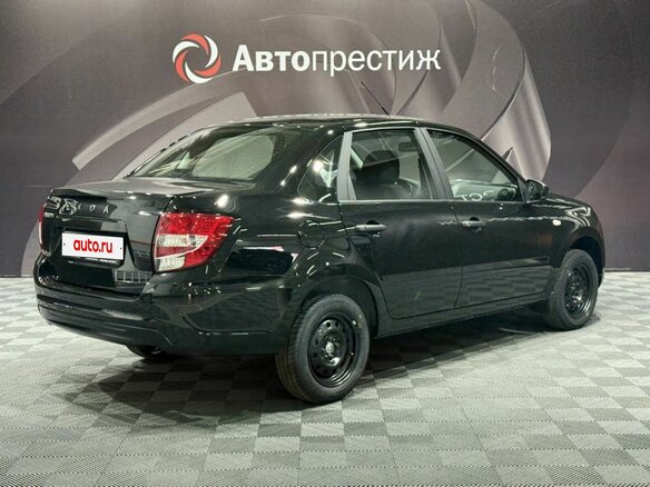 2026 Lada (ВАЗ) Granta I Рестайлинг, чёрный, 850000 рублей - вид 4