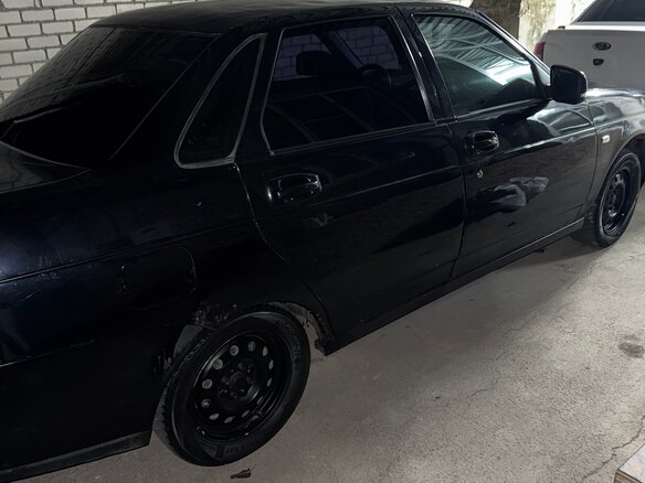 2010 Lada (ВАЗ) Priora I, чёрный, 180000 рублей - вид 3