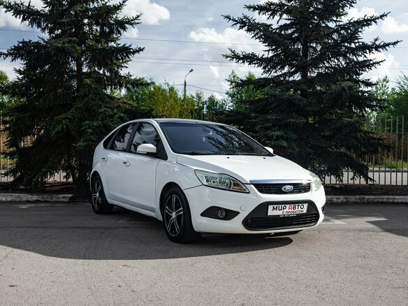 2009 Ford Focus II Рестайлинг, белый