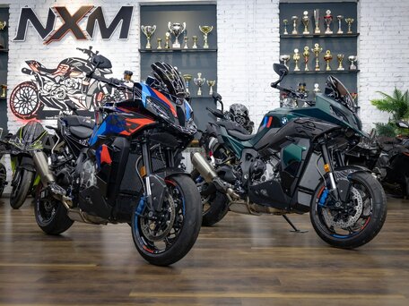 2026 BMW M 1000 XR, чёрный, 3590000 рублей, вид 1
