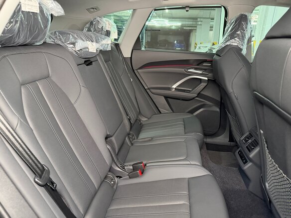 2025 Audi Q5 45 TFSI III (GU), синий, 9600000 рублей - вид 22