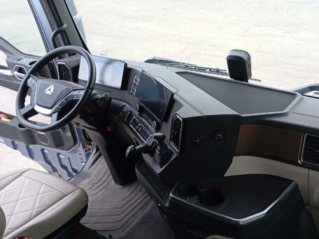 2023 Sinotruk Sitrak C7H MAX, синий, 7321000 рублей, вид 5