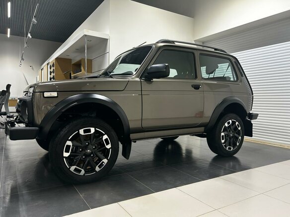 2025 Lada (ВАЗ) Niva Legend Sport I, коричневый, 1754000 рублей - вид 9