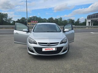 2015 Opel Astra J Рестайлинг, серебристый, 815000 рублей, вид 4