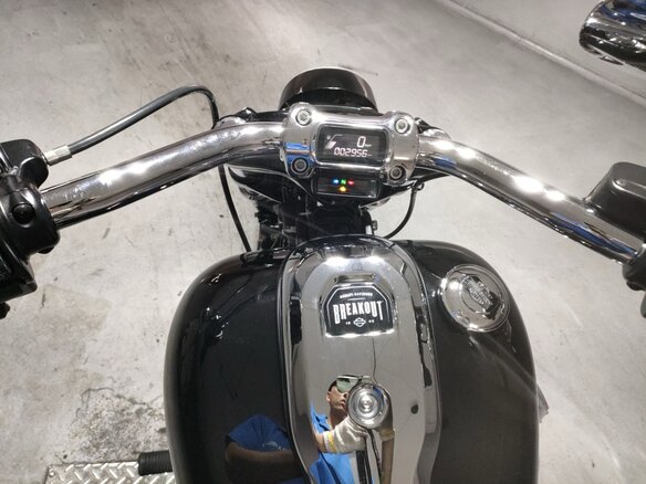 2023 Harley-Davidson Breakout, чёрный, 2029000 рублей - вид 5