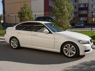 2011 BMW 3 серии 318i V (E90/E91/E92/E93) Рестайлинг, белый, 1200000 рублей, вид 3