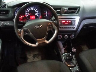 2016 Kia Rio III Рестайлинг, серый, 945000 рублей, вид 5