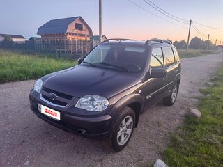 2016 Chevrolet Niva I Рестайлинг, коричневый, 700000 рублей, вид 1