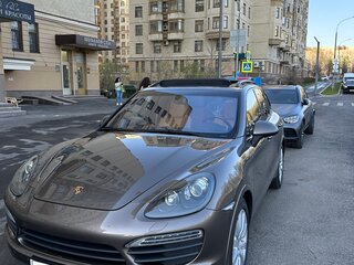 2012 Porsche Cayenne S II (958), коричневый, 1950000 рублей, вид 1
