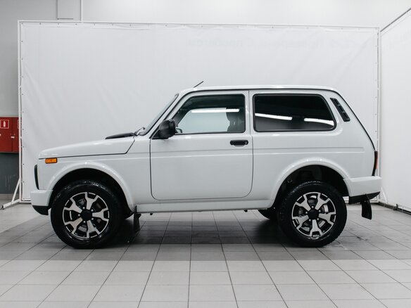 2024 Lada (ВАЗ) Niva Legend I, белый - вид 5