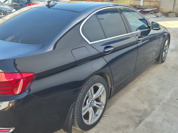 2016 BMW 5 серии 530d xDrive VI (F10/F11/F07) Рестайлинг, чёрный, 3600000 рублей - вид 6