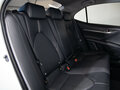 2021 Toyota Camry VIII (XV70) Рестайлинг, белый, 2799000 рублей - вид 11